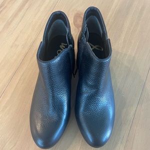 Sam Edelman black leather ankle boots women’s size 6.5W